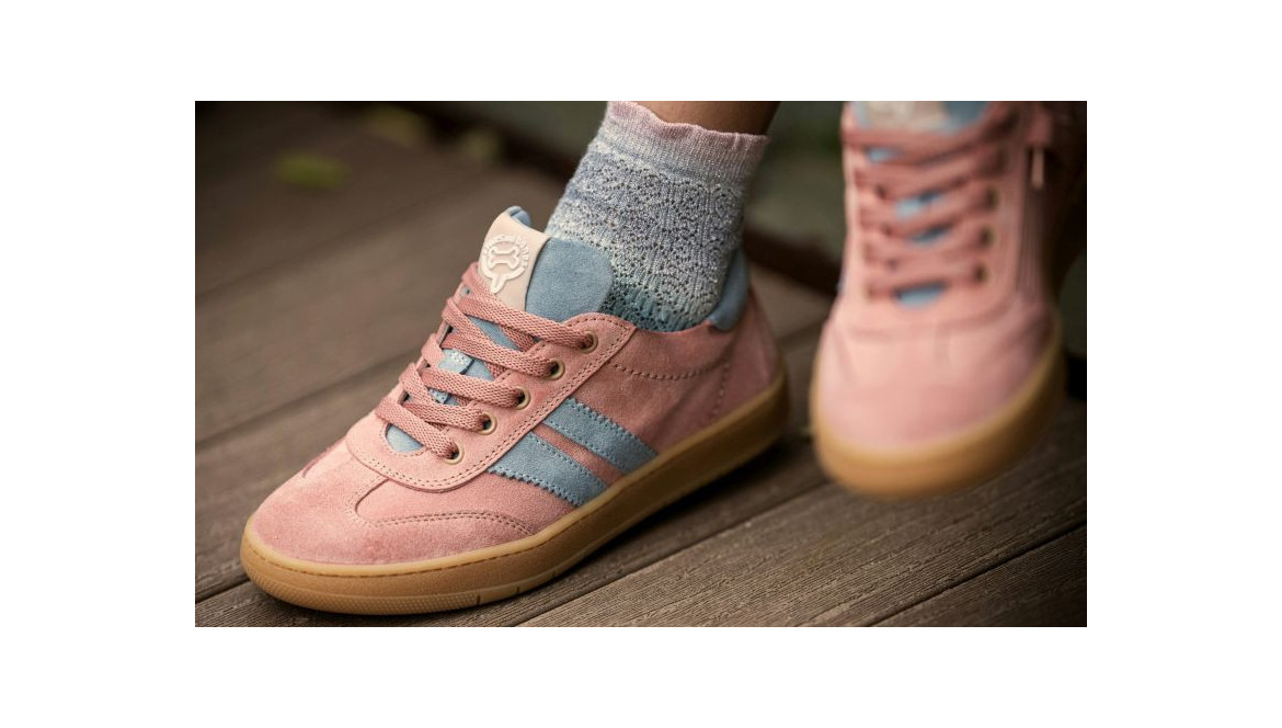 Jakie buty wybrać na długie spacery? Kompletny poradnik wygody